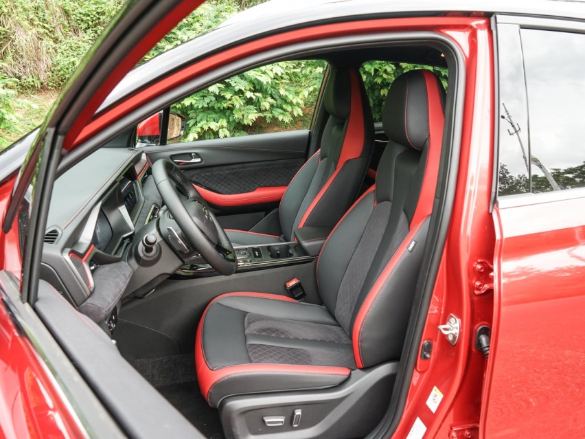 13.68万起，1.5T+双离合，全新传祺GS4 Coupe