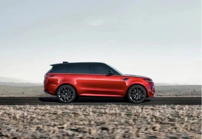 路虎史上性能最强运动SUV，全新路虎揽胜运动版上市