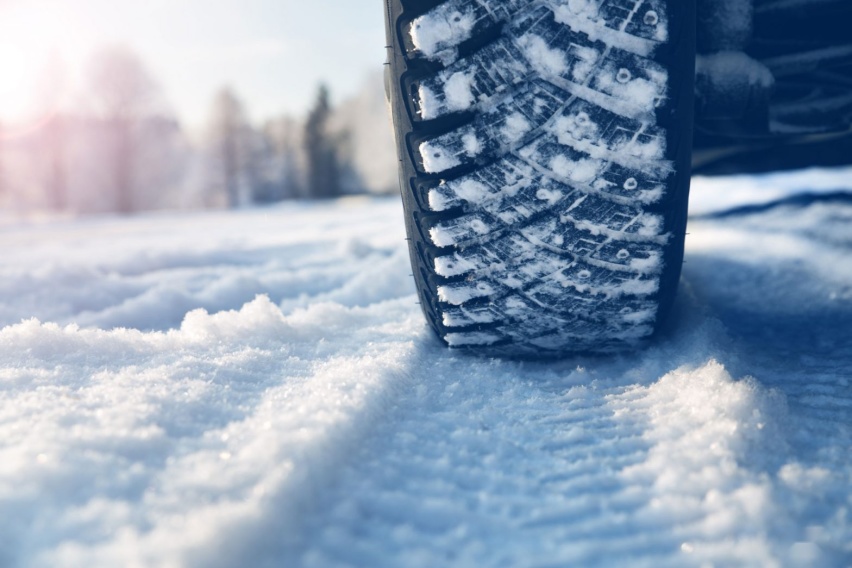 积雪路面，为什么有些老司机要关闭ABS？