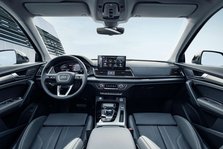 造型新颖的奥迪Q5L是150万用户的共同之选