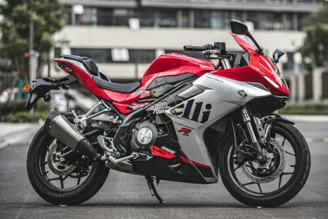 贝纳利Tornado 252R配置公布 超越铃木GSX250R
