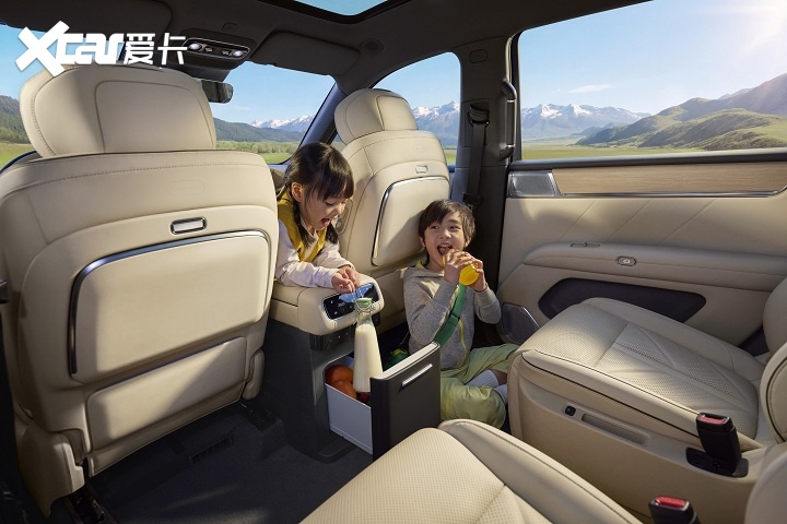 25万预算，如何选一台全系标配华为智驾的大六座SUV