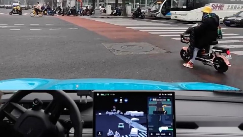 OTA之后，小米智驾追上了华为，但过俩月就落后了？