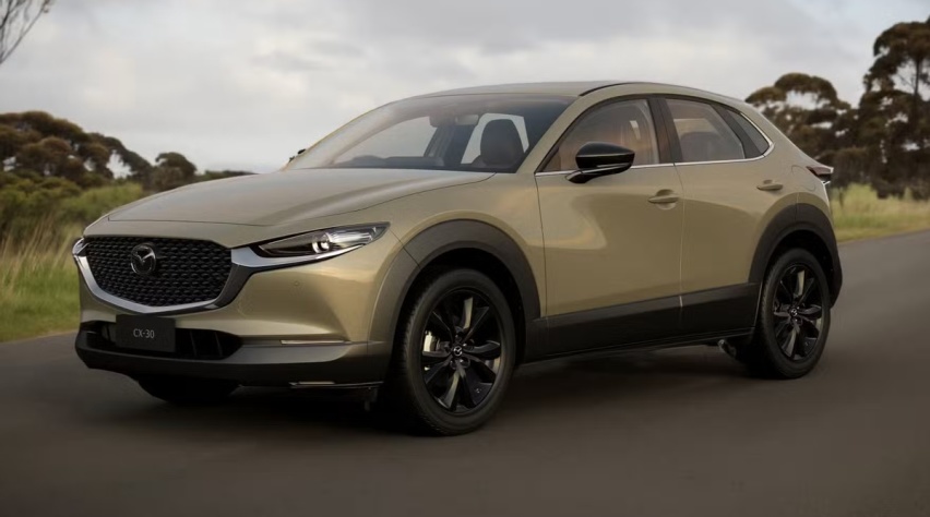 2025款马自达CX-30上市，约合人民币16万起，搭2.0L&2.5