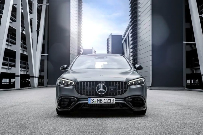 全新梅赛德斯-AMG S 63 E PERFORMANCE全球首发