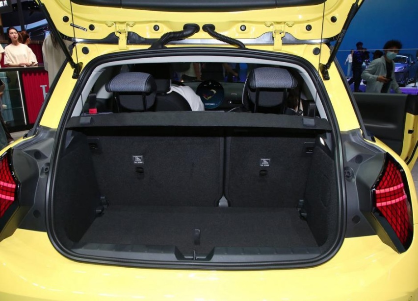 MINI COOPER上市，电动化转型下的新篇章，能否重振中国市场？