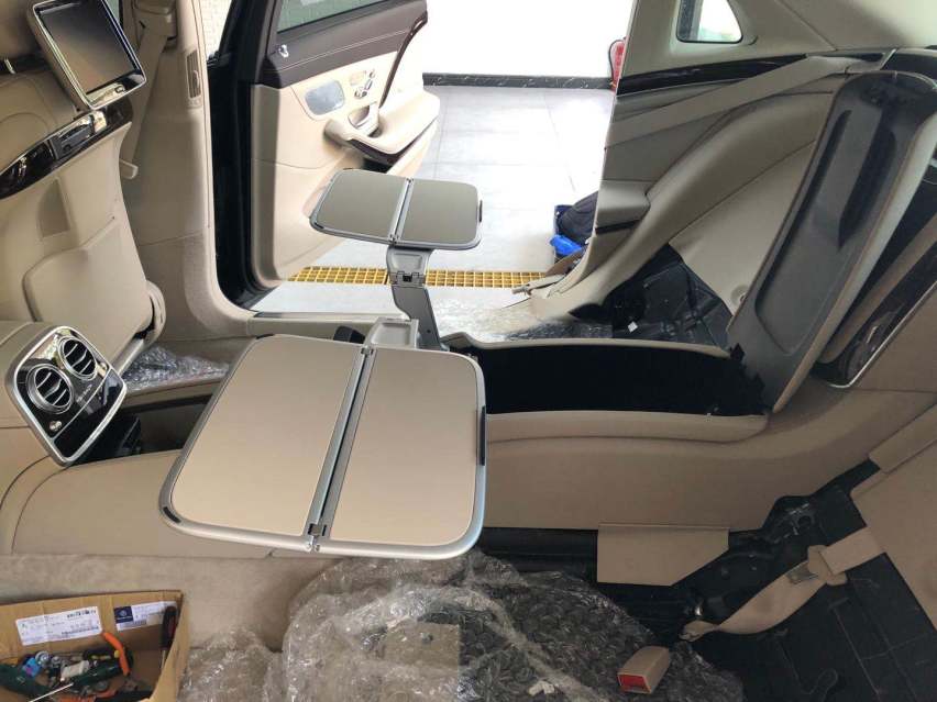高端商务：奔驰迈巴赫S400，S450升级行政马鞍+折叠桌板