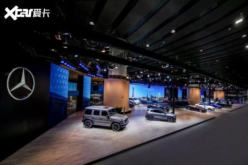新一代AMG GT四门跑车上市引爆性能粉，广州车展的奔驰展台有什么魅力