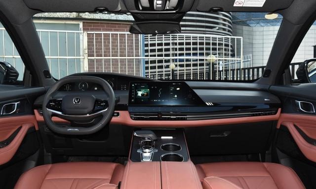 20万预算选插混SUV，护卫舰07和UNI-K 智电iDD谁更值？