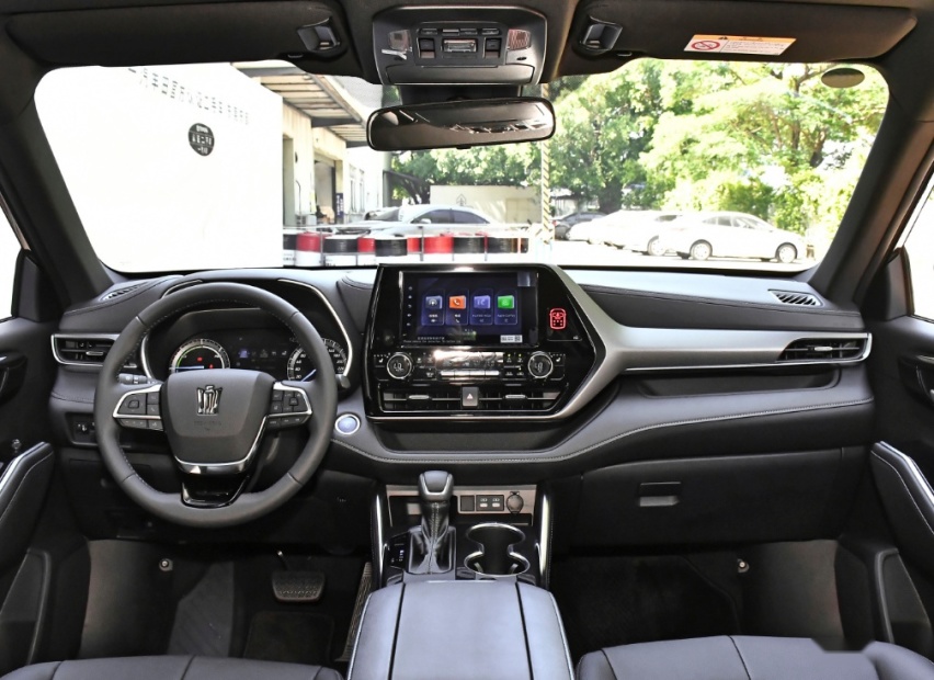 双十二购车推荐舒适大空间SUV，冠道、皇冠陆放怎么选？