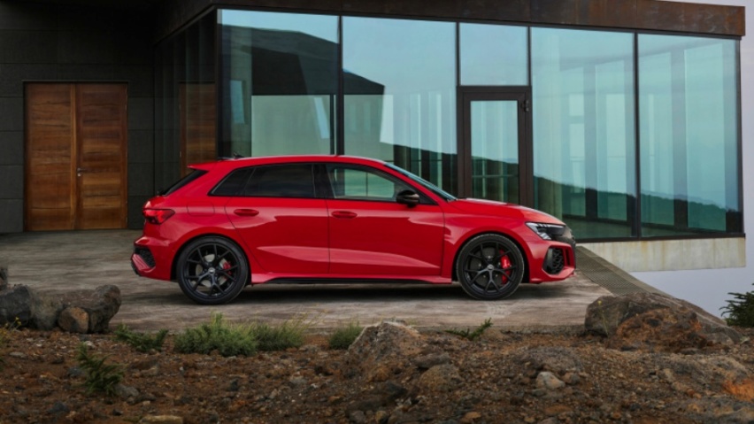 全新奥迪RS 3对AMG A 35 L:贵有贵的道理