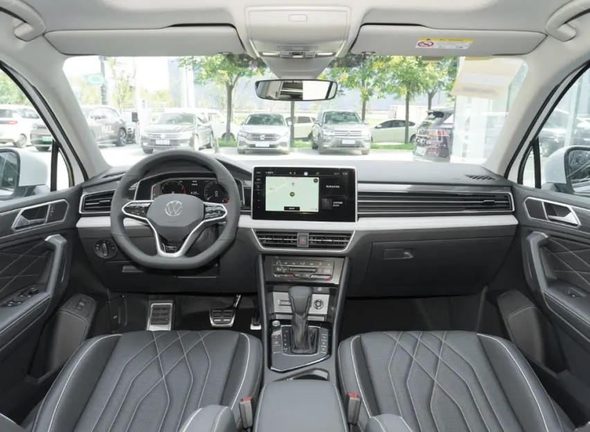 20万买合资SUV,要配置还是省油？大众探岳对比本田CR-V,咋选
