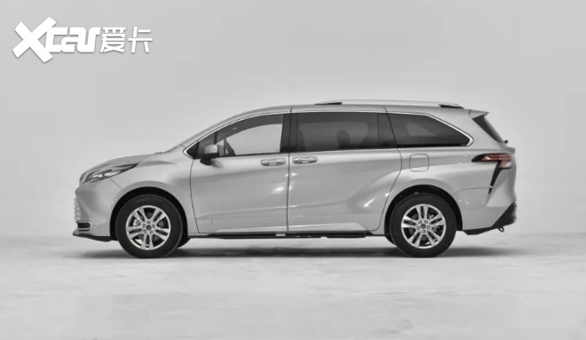 深度试驾丰田赛那：驾驶轻快油耗低，空间灵活家用完美