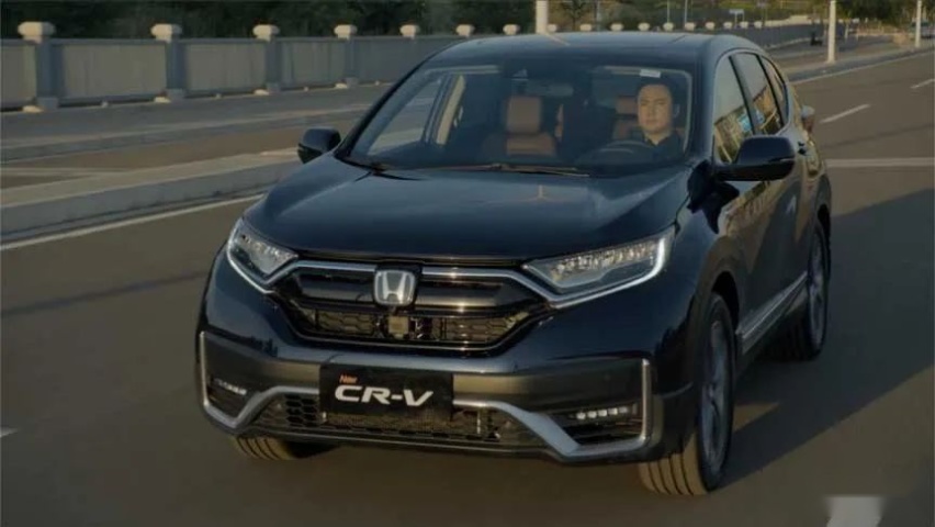 城市SUV标杆再进化，新CR-V开售第一天就排队看车