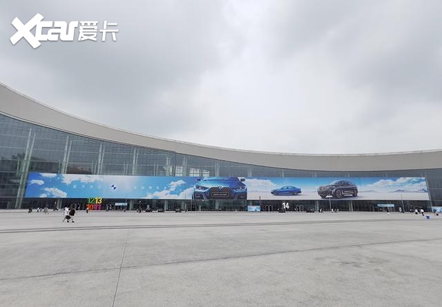 豪华车市上半年：BBA强压之下，二线豪华如何突围？