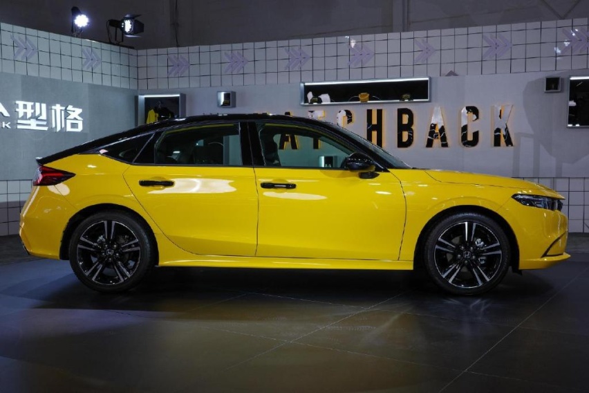 试驾型格HATCHBACK混动版：比高尔夫油耗更低、空间更大