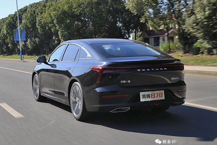 奔腾B70首试：新平台、新设计、新感觉