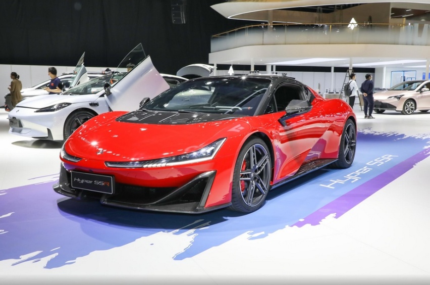 又一款国产电动超跑，起售价高达128.6万，对标仰望U9
