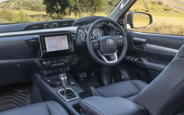 2024款丰田Hilux海外上市,新增了轻混系统,油耗低至7.5L