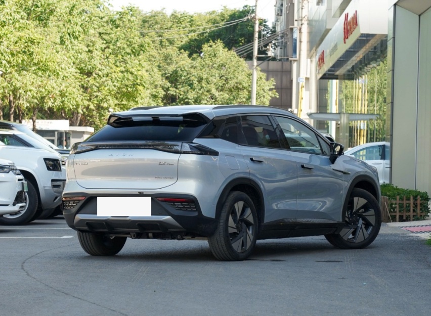 广汽AION LX 80版测评，续航600公里，语音切换驾驶模式很便利