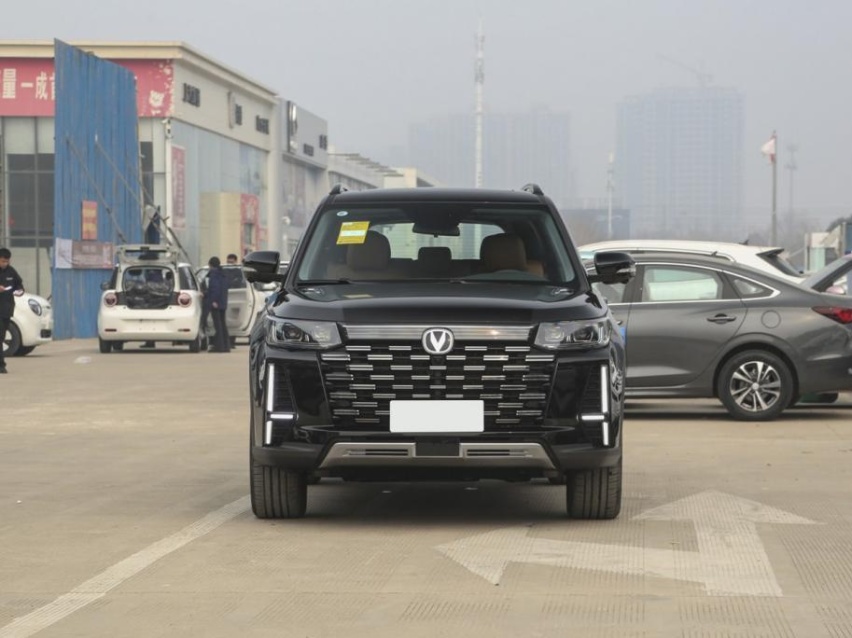 定位中大型SUV，长安CS95PLUS，还有哪些卖点？
