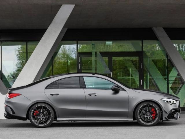 新款AMG CLA45官图曝光，2.0T爆发421马力