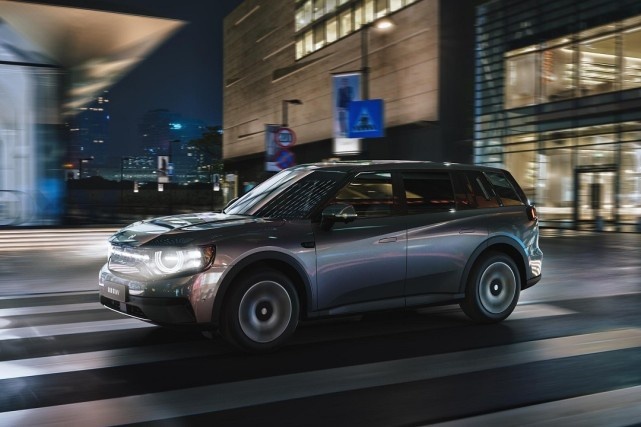 GEMINI双子动力中大型SUV 自游家NV上市 售27.88万元起