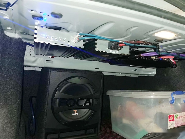 济南慧声宝马522音响改装丹拿，黄金声学，stp隔音作业