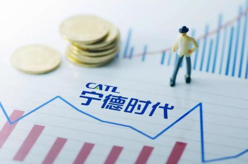 比亚迪市值2258亿，小幅领先上汽，但更豪横的是宁德时代
