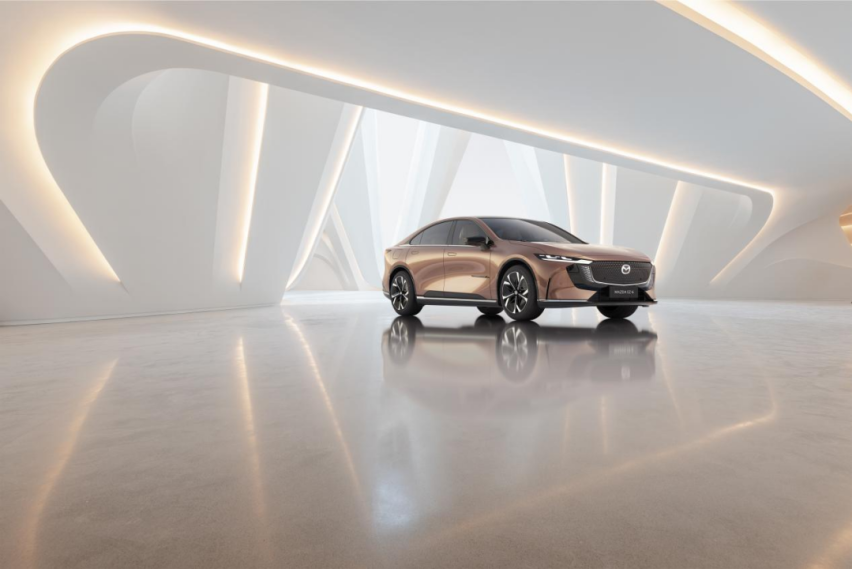 纯电增程双模动力可选 16万元起长安马自达MAZDA EZ-6预售
