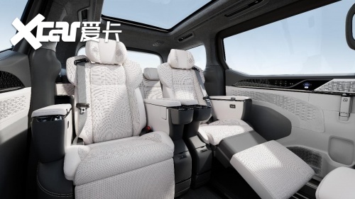 教BBA做豪华车？在豪华MPV全新细分市场下，极氪009选择创造风口