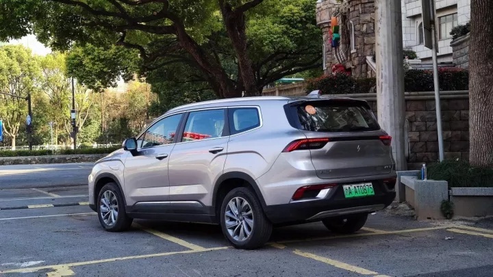 试驾官丨评测睿蓝9，10万级纯电7座SUV，还能换电？