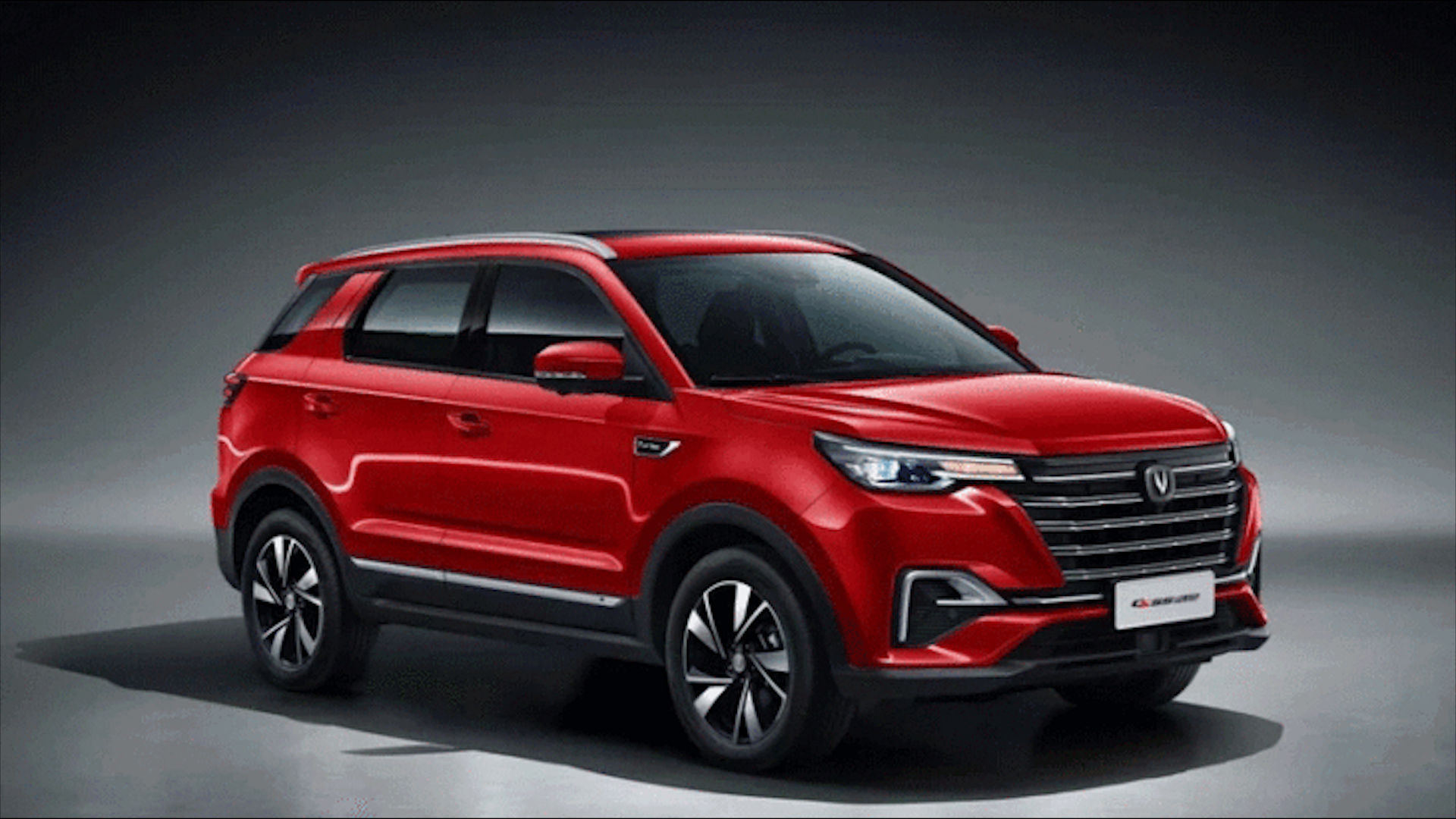 ����������С �L��CS55 PLUS�����d�{�L1.5T�l�әC