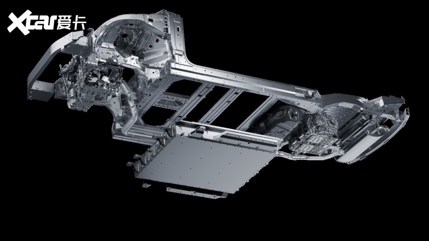 “操控,安全”之王,腾势N8L重新定义,家庭豪华出行标杆!