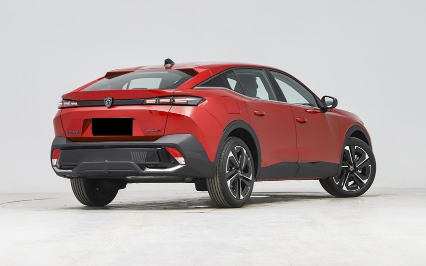 全系标配1.6T+8AT，东风标致408X将于4月上市