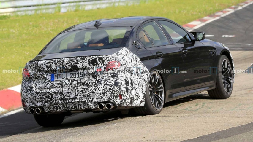 2021-bmw-m5-facelift-spy-photo (2).jpg