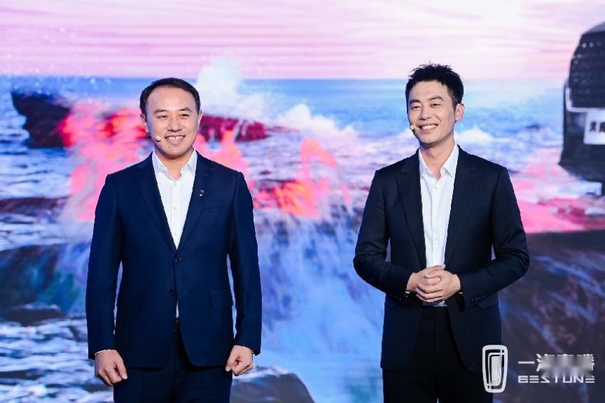 2022款奔腾T99正式上市，13.49万元就能买到的旗舰SUV
