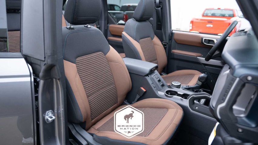 ford-bronco-roast-cloth-interior-front-seats.jpg