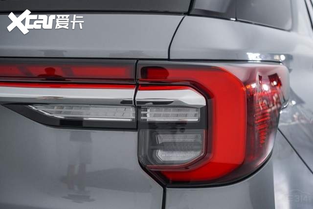 35万买大六座SUV,全新探险者对比理想ONE,选谁?