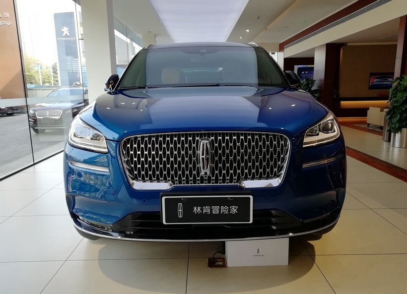 6.8s破百的舒适王，品牌比奔驰贵气，8AT+四驱，价格亲民