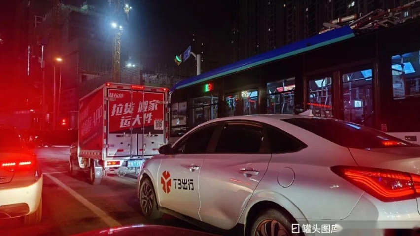 暗流涌动的网约车：滴滴、高德、腾讯们终将殊途同归？