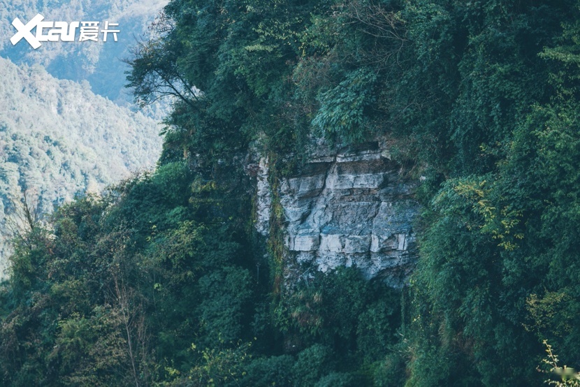 藏在贵州深山之中的古堡 哈弗F7x探秘海龙传说