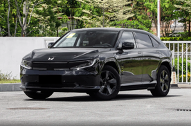 开广汽本田P7治纯电焦虑，不晕不慌还贼好开