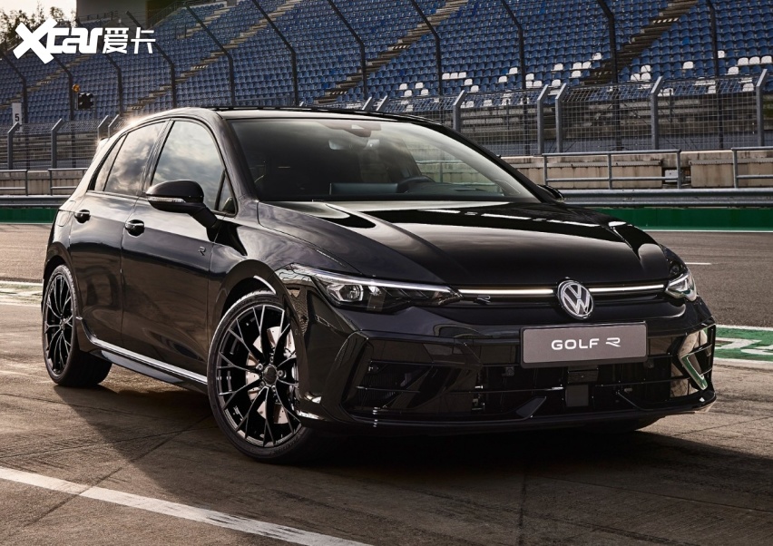 2025款大众高尔夫r原厂四出天蝎排气46秒破百