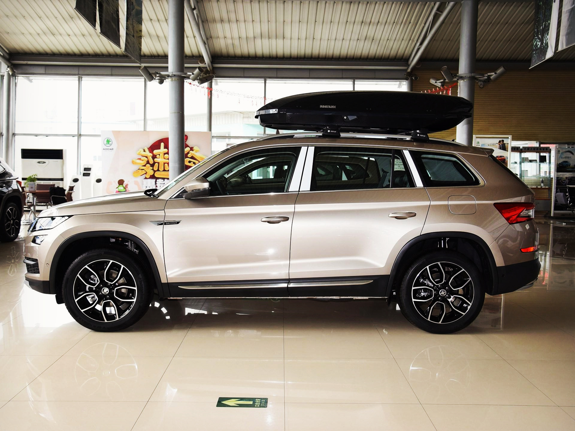 ߀ɶ;^L15.29fȫϵ2.0T߀еΣ