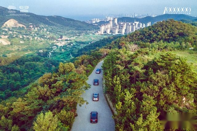100万信赖 100℃热爱—吉利博越唤醒热爱沙滩音乐节