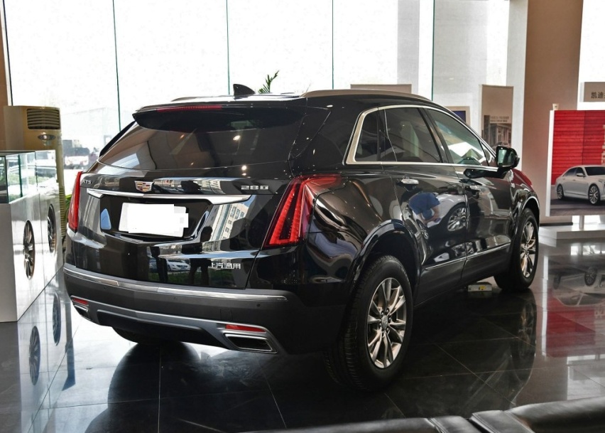 32万预算，凯迪拉克XT5与沃尔沃XC60，你会怎么选？
