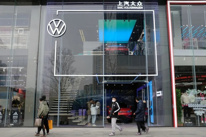 特斯拉转4S店，上汽奥迪要直营，汽车销售模式要变天？