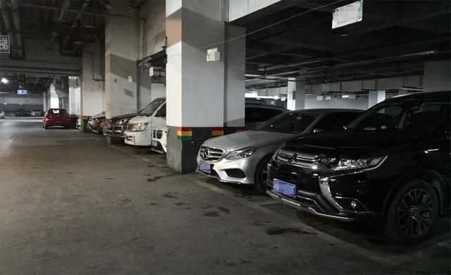 疫情后小区封闭很久不开车 怎么养车你知道吗？