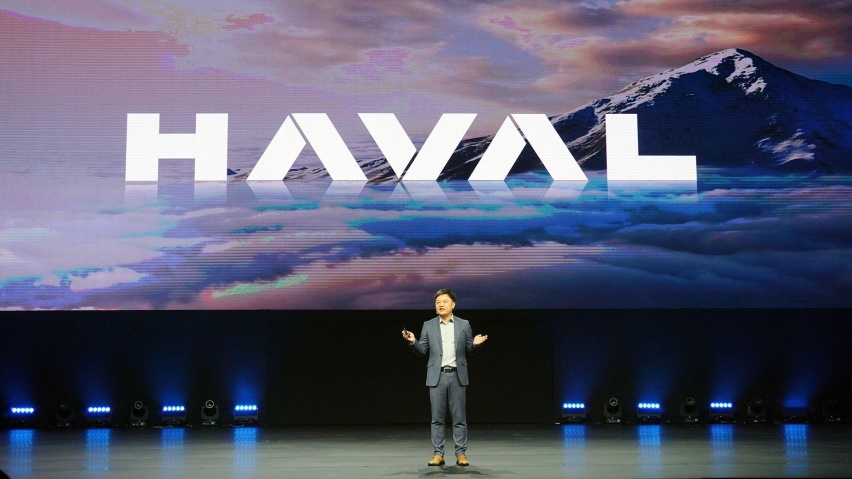 哈弗H6拥抱新能源，混动版14.98万、PHEV版16.88万起